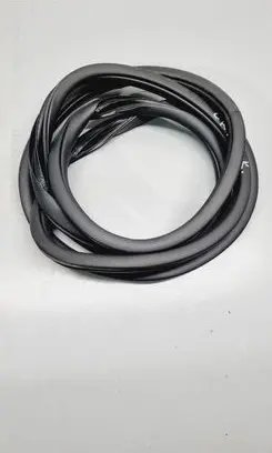 Honda CR-V Rear door rubber seal (on body) 72815TMET01