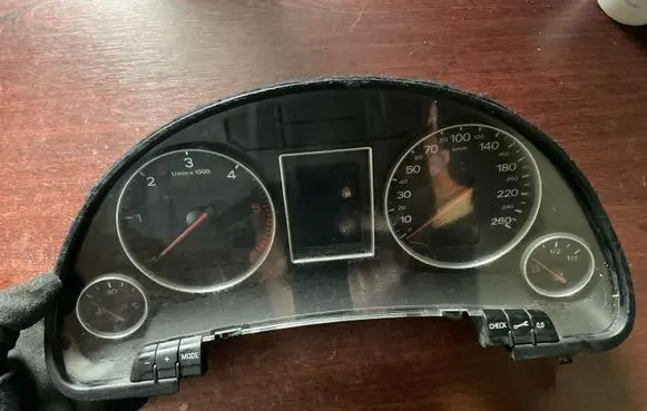 Audi A4 S4 B6 8E 8H Speedometer (instrument cluster) 8E0920900G