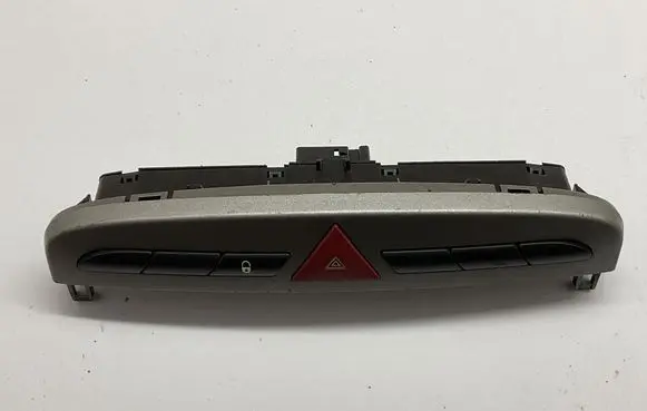 Peugeot 308 Hazard light switch 706300 03069000 9659417180