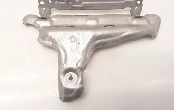 Porsche Macan (95B) Heat shield in engine bay 94611133731