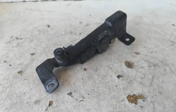 Opel Vivaro Sliding door check strap stopper 2380F1525 65711