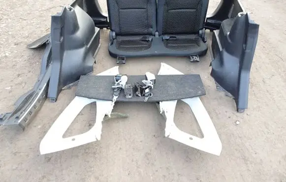 Nissan Qashqai+2 Third row seats 