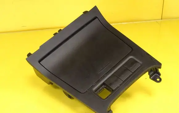 Car ashtray