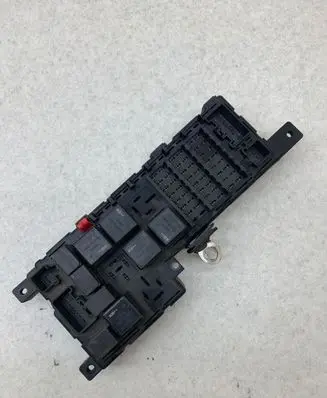 Volvo V70 Fuse module 8637841 518717004