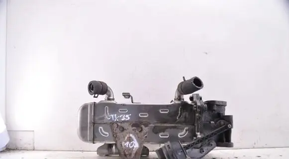 Hyundai ix35 EGR valve cooler 284162F120