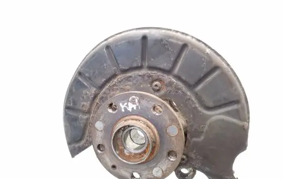 Skoda Superb B6 (3T) Front wheel hub spindle knuckle