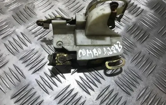 Opel Combo B Front door lock 90452374