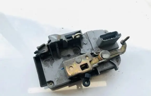 Citroen C8 Front door lock