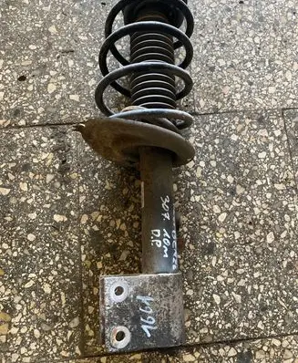 Peugeot 308 Front shock absorber/damper