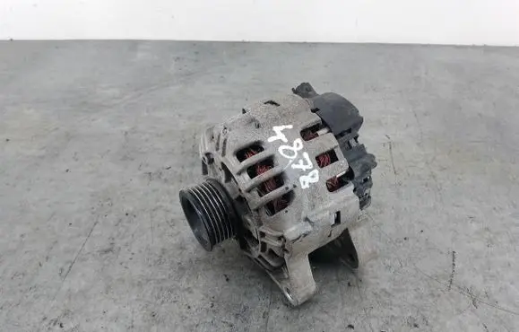 Citroen Xsara Picasso Generator/alternator 