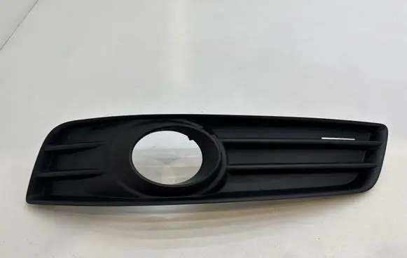 Audi A3 S3 8P Front fog light trim/grill 8P0807681H