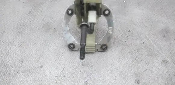 Gear shifter/selector
