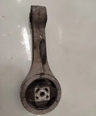 Seat Ibiza IV (6J,6P) Gearbox mounting bracket 