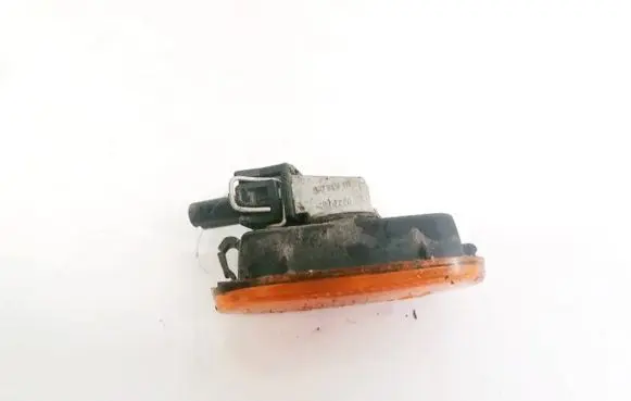 Volkswagen Sharan Front fender indicator light