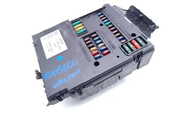 Smart ForTwo I Fuse module 0011868V006 5WK45090