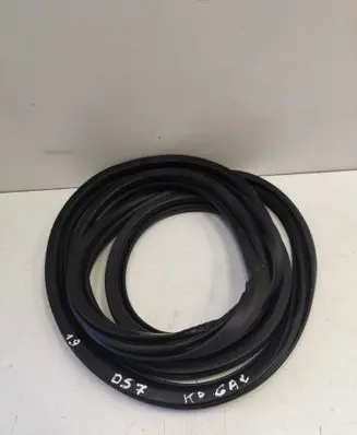 Citroen DS7 Crossback Rear door rubber seal (on body) 9815699180