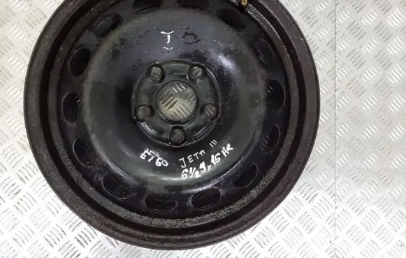 Volkswagen Jetta V R16 steel rim 