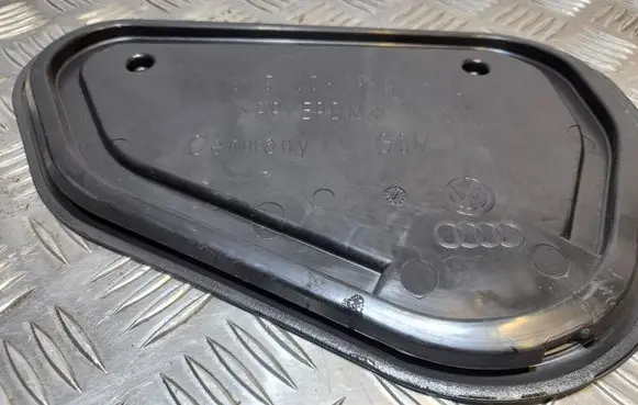 Audi A3 S3 8V Other front door trim element 8V5839916
