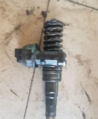 Audi A4 S4 B6 8E 8H Fuel injector