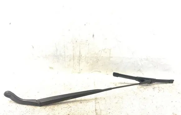 Nissan Qashqai Front wiper blade arm 80017607