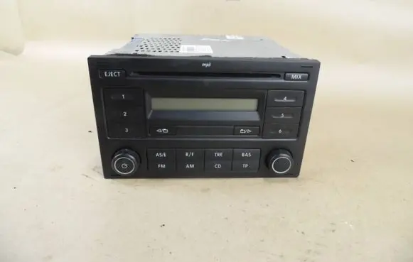 Volkswagen Fox Radio/CD/DVD/GPS head unit 5Z0035152E 5Z0035152RR BCD300