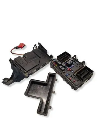 Ford Fusion II Fuse box set DG9T14A301AC G2811