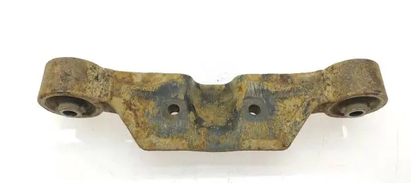 Subaru Legacy Rear differential/diff mount bracket 