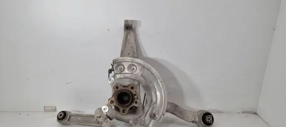 BMW 5 G30 G31 Front wheel hub spindle knuckle 6884384 6861178 6861162