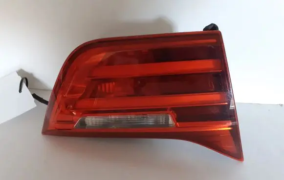 BMW 4 F32 F33 Tailgate rear/tail lights 7296101