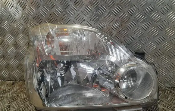 Nissan X-Trail T31 Headlight/headlamp
