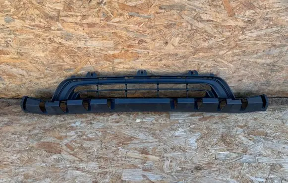 BMW i3 Front bumper lower grill 7296819 51117296819 7306434