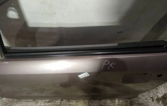 Nissan Pixo Front door glass trim molding 