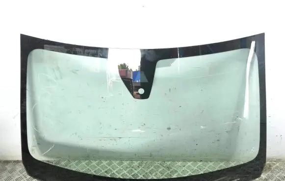 Peugeot 208 II Front windscreen/windshield window 