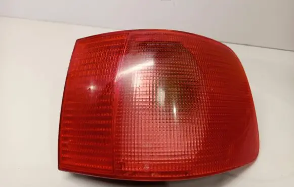 Audi A6 S6 C4 4A Rear/tail lights 138008 138566