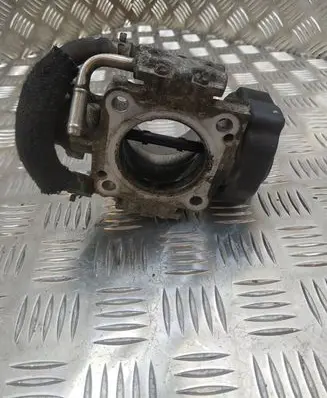 Toyota Corolla Verso AR10 Throttle valve PA612GF33