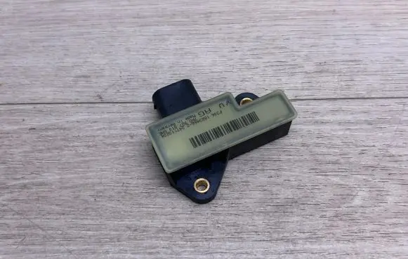 Porsche Cayenne (92A) Brake pedal sensor switch 95842381000 7P0927810