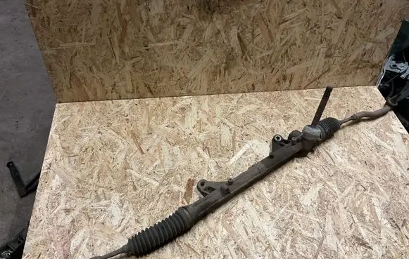 Nissan Note (E11) Steering rack 480019U100 6900000818 4401208017