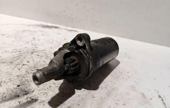 Audi A4 S4 B6 8E 8H Starter motor 059911023H