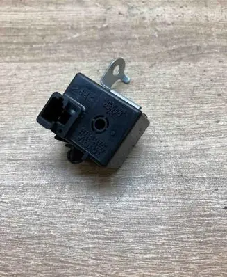 Toyota Corolla E140 E150 Other relay 8665013010 0689003570