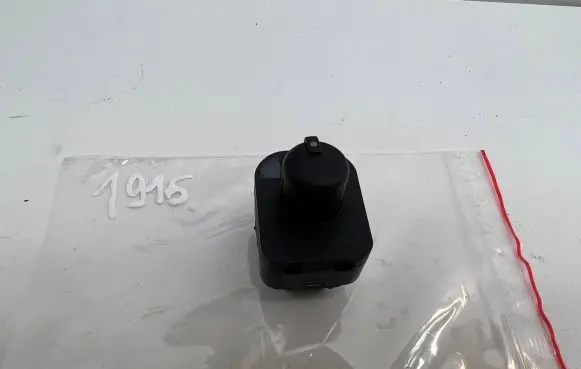 Audi A4 S4 B7 8E 8H Wing mirror switch 8E0959565 1005