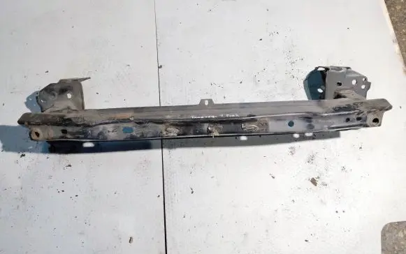 Volkswagen Touareg I Front bumper cross member 7L0807109E
