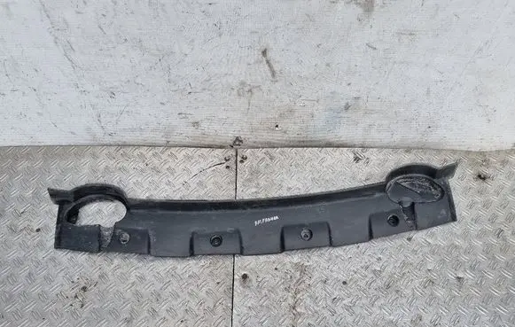 Front bumper skid plate/under tray