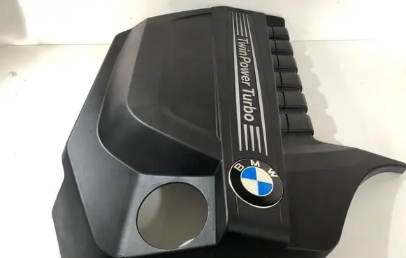 BMW 5 GT F07 Engine cover (trim) 7607447