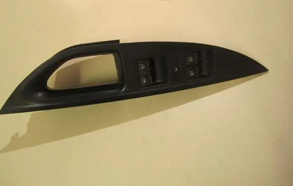 Seat Altea Electric window control switch 5P1867171A