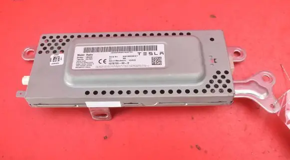 Tesla Model 3 Engine control unit/module ECU 1079755-00-D