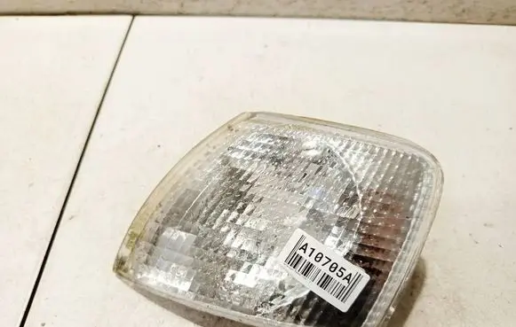 Volkswagen PASSAT B5 Front indicator light 185104b