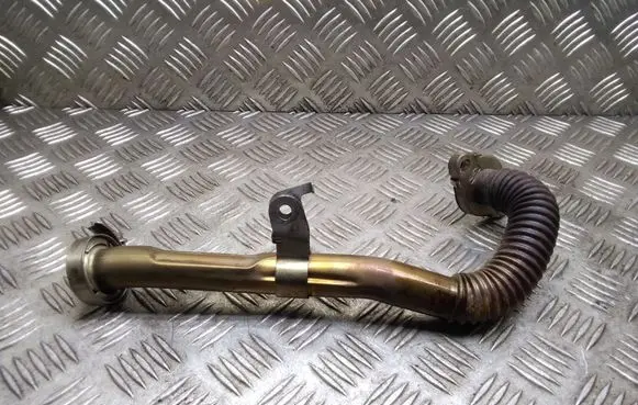 Nissan Qashqai+2 EGR valve line/pipe/hose