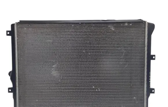 Volkswagen Touran II Coolant radiator 1K0121251DM
