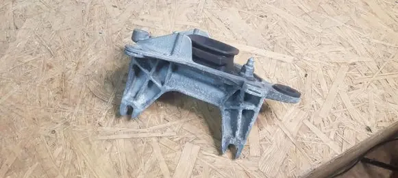 Renault Talisman Gearbox mounting bracket 112221641R