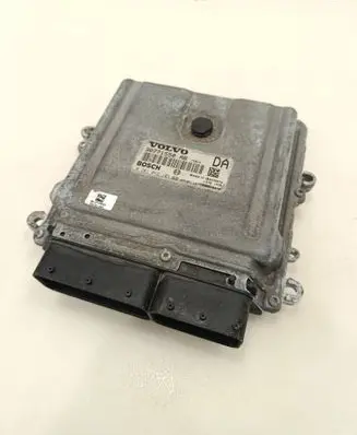 Volvo XC90 Engine control unit/module 30771550AB 1039S18372 0281012103